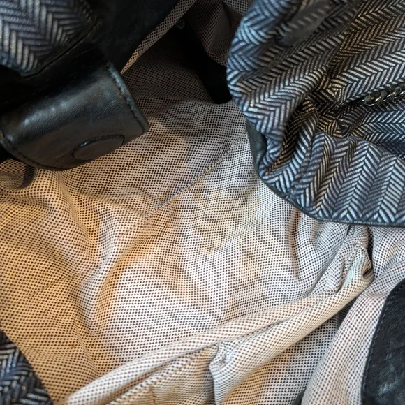 Diane Von Furstenberg Black Hobo Bag - Picture 4 of 4